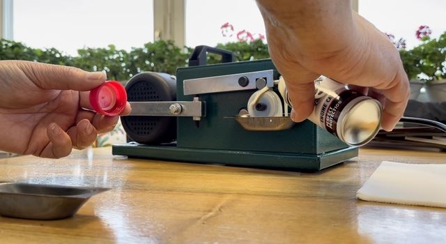 Swiss Customer Has Received Hzkm-1 Oil Friction Test Machine And Strongly Rec...